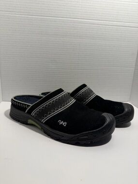 Ryka Black Slip-On Clogs with Gray Stitching